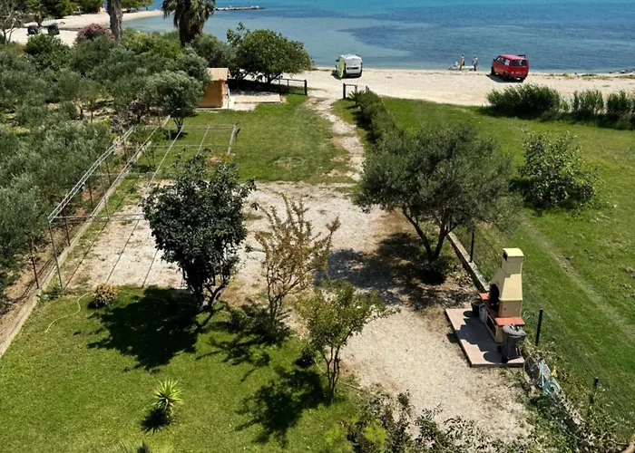 Big Beachfront Smokvica In Apartamento *