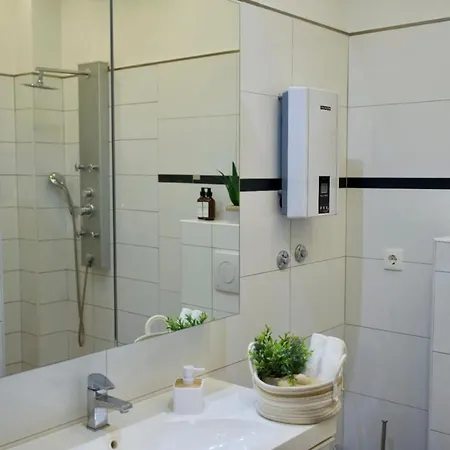 아파트 Smokvica Beachfront Apartment Trogir *